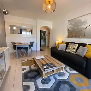  Appartement Superbe T2 2 Pas Des Plages Entierement Desinfinté Entre Chaque Location